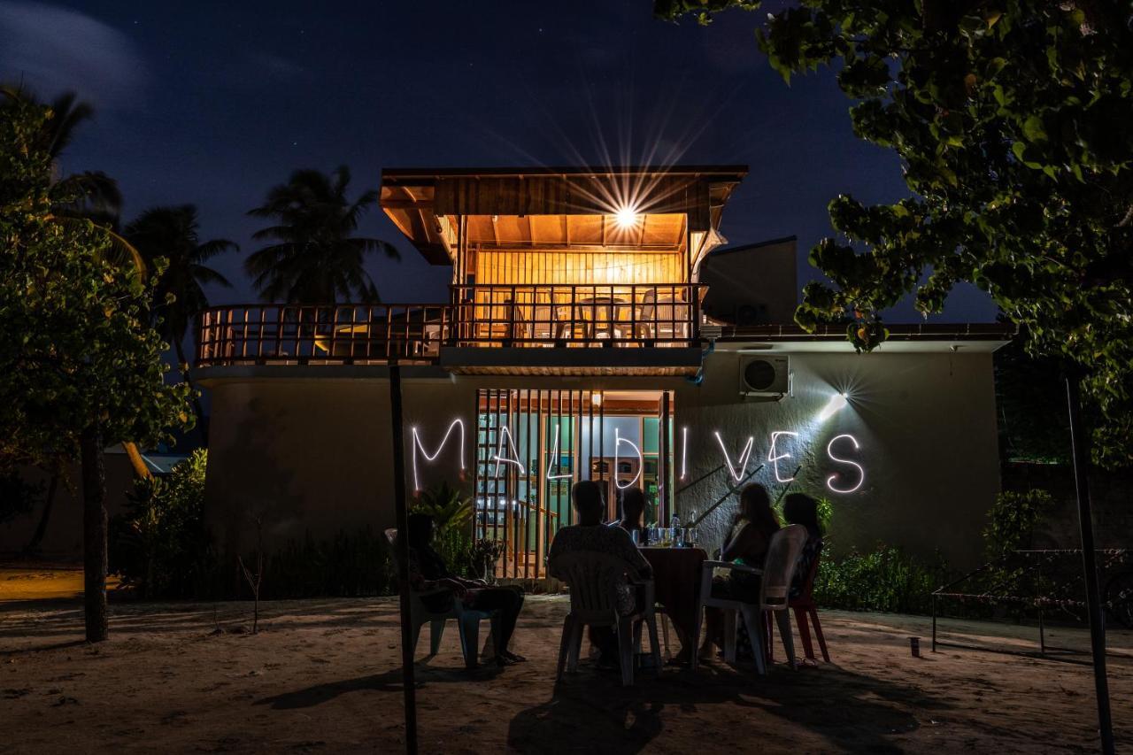 Gurus Maldives At Gulhi Island Hotel North Male Atoll Exterior photo